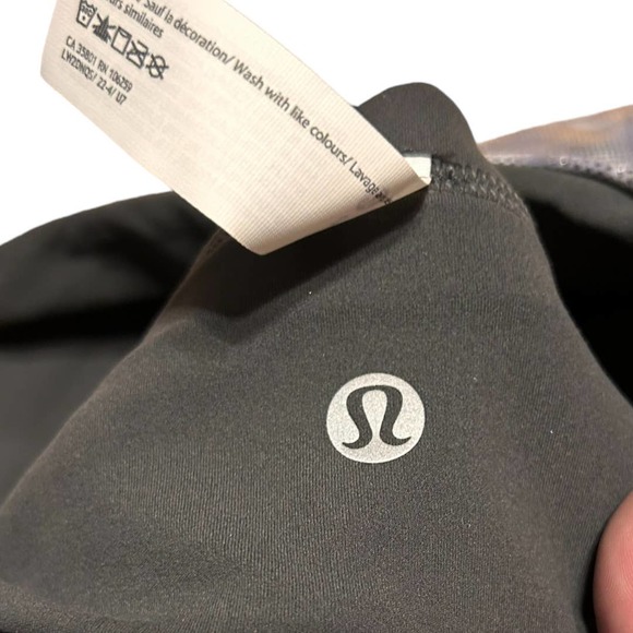 Lululemon Align Silver Metallic Sports Bra Size 2 - Picture 9 of 9